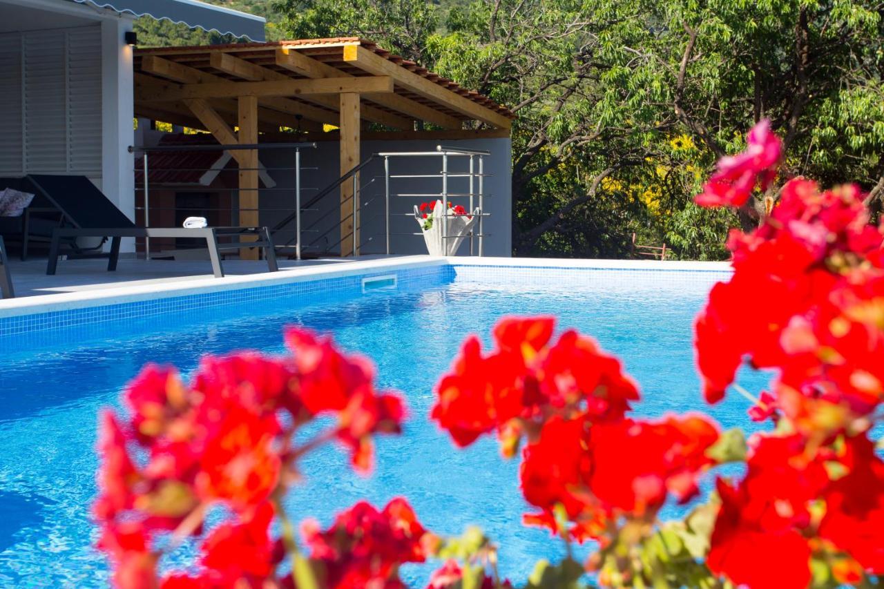 Villa Ivano With Sea&Mountain View Kaštel Stari Екстериор снимка