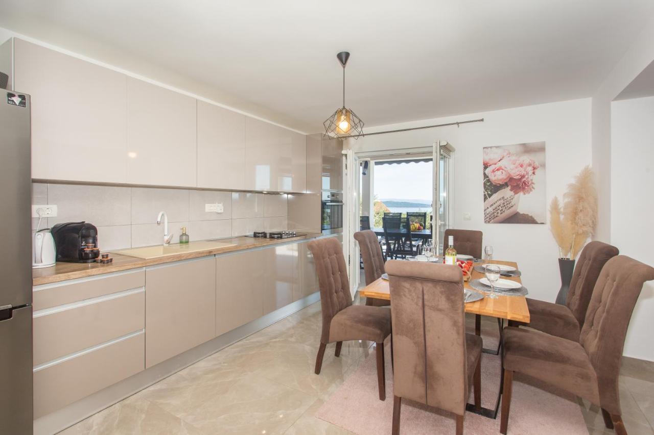 Villa Ivano With Sea&Mountain View Kaštel Stari Екстериор снимка