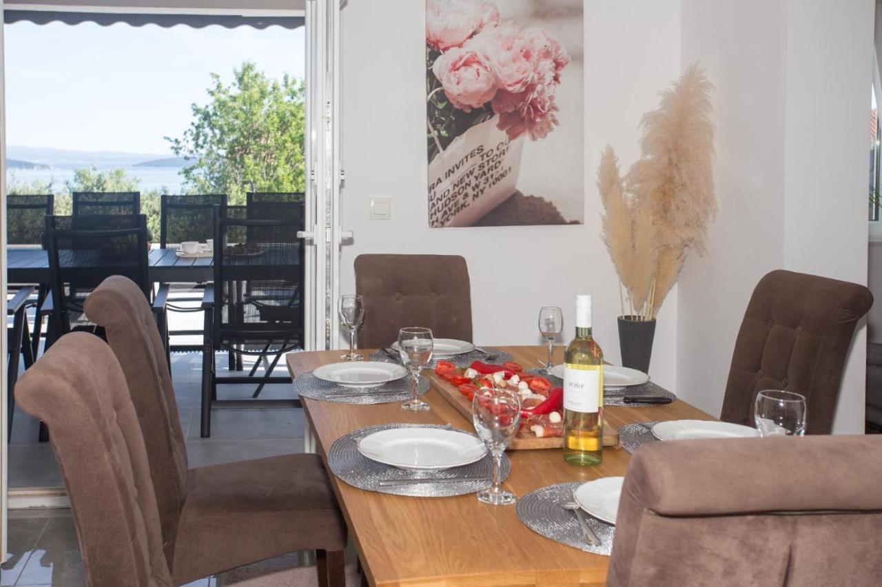 Villa Ivano With Sea&Mountain View Kaštel Stari Екстериор снимка